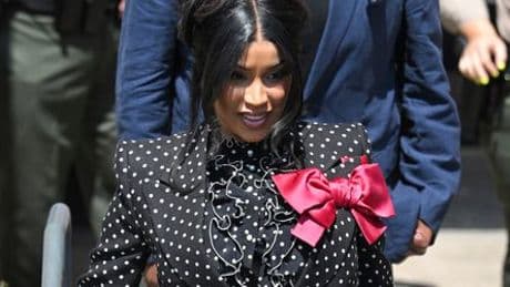 Cardi B: Gericht weist Vorwurf der Körperverletzung gegen die US-Rapperin zurück