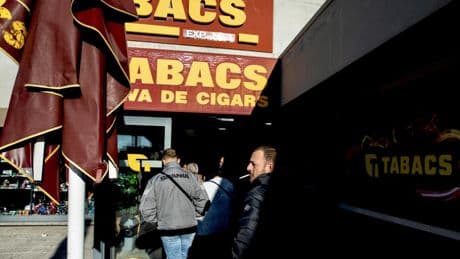 La exposición al tabaco mató a siete millones de personas en 2023, según un estudio médico