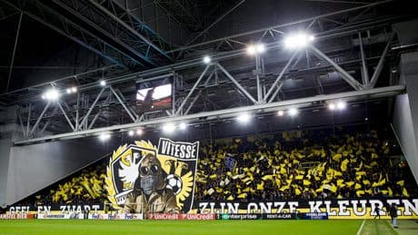 Onzekerheid houdt aan voor Vitesse: reddingsplan stadioneigenaar Michael van de Kuit ’gepasseerd station’