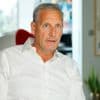 Gert Verhulst onthult hoe hij ooit met de dood bedreigd werd: “Mijn man gaat je vermoorden”