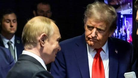 Alaska-Gipfel: Putin dominiert – Trump wirkt unvorbereitet