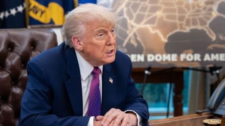 Trump 12 ülkenin vatandaşlarına ABD'ye girişi yasakladı
