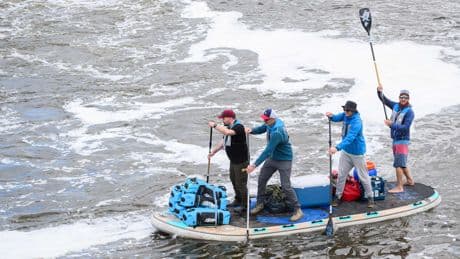 Unglaubliche Aktion auf der Weser! - Männer wollen 100 Stunden 431 km auf SUP paddeln