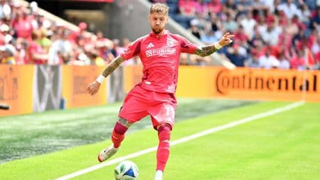 Vier Trainer in elf Monaten - St. Paulis Aufstiegs-Held Hartel im USA-Chaos