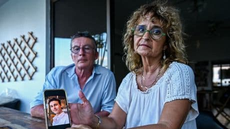 "Chaque jour est un enfer de plus": les parents d'un Français emprisonné en Malaisie interpellent Emmanuel Macron