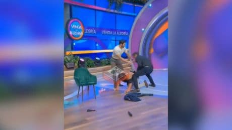 Caos en el programa &#039;Venga la alegría&#039;: un luchador es expulsado del plató tras golpear a varias personas