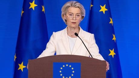 Bruselas pide a España 15,5 millones por no regular la venta de créditos morosos