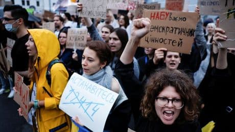 Opnieuw protesten in Oekraïne in aanloop naar stemming over anticorruptiewet