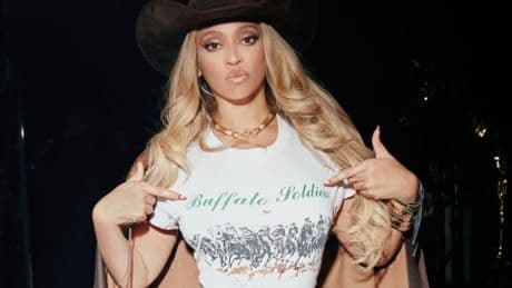Beyoncé e le polemiche per la t-shirt anti-indigeni