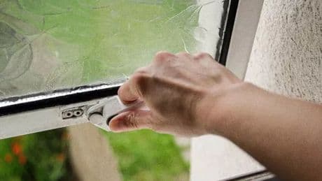 UK households told to close windows from 7pm for the next month