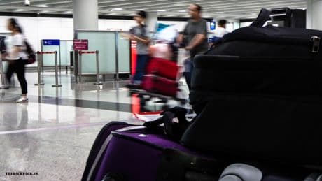 Cae una red de narcotráfico que utilizaba mendigos para sacar droga de Barajas