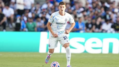 Mercato : Pavard poussé vers la sortie, l’Inter Milan piste une pépite pour le remplacer
