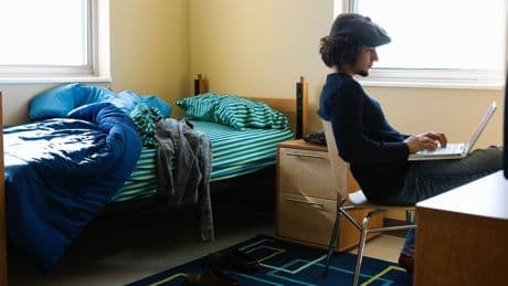Kamer zoeken via sociale media: ‘In mijn nieuwe huis noemen ze me nog steeds het TikTok-meisje’