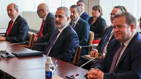 Dışişleri Bakanı Hakan Fidan Kıbrıs Gayrıresmi Toplantısı'na katıldı