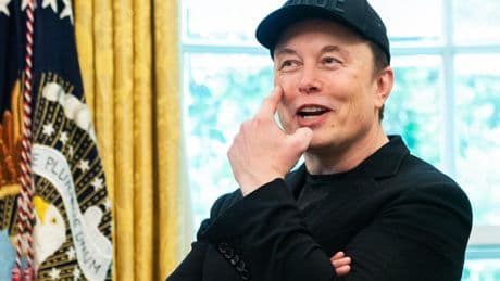 Elon Musk apporte son soutien à des manifestants anti-immigration au Japon