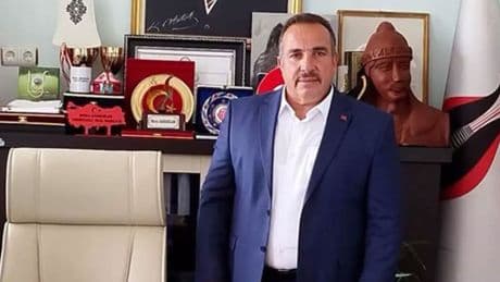 MHP'li belediye başkanı trafik kazası sonucu hayatını kaybetti