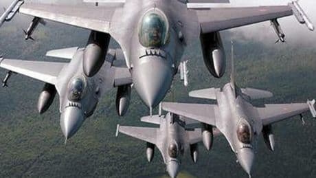 Aerei Usa dalle basi italiane verso il Medio Oriente: i movimenti ad Aviano, Sigonella e Napoli dal C-5m Super Galaxy al Boeing C-17 Globemaster