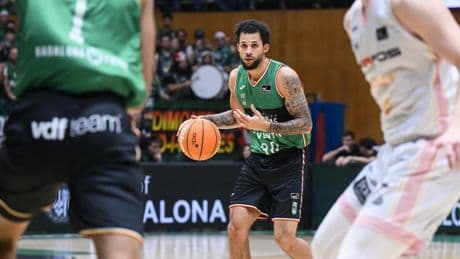 La Penya busca asaltar La Laguna con la duda de Robertson