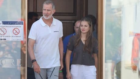 El rey Felipe visita a su amigo Jaime Anglada en el hospital de Mallorca, donde se recupera de un grave atropello