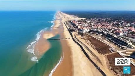 Oceans vs cities: France's beaches are shrinking