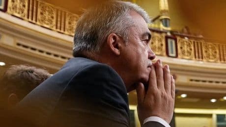 Santos Cerdán pide al Constitucional que le saque de la cárcel