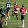 Jets quarterback Justin Fields returns a day after dislocating toe, but doesn't practice