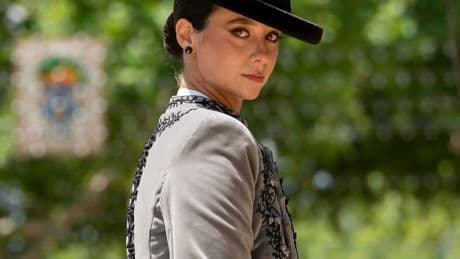 Victoria Federica se viste de amazona en la Feria de Abril con el traje más castizo del Real