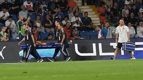 Başakşehir'de sakatlık şoku: Oyuna devam edemedi!