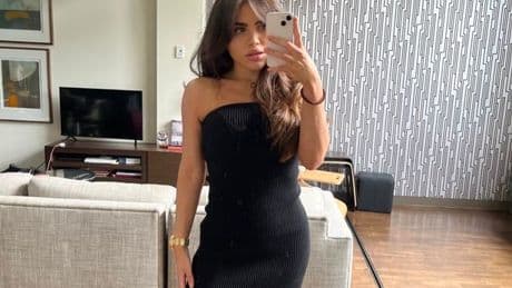 Professional escort shares simple reason why she likes to date her clients