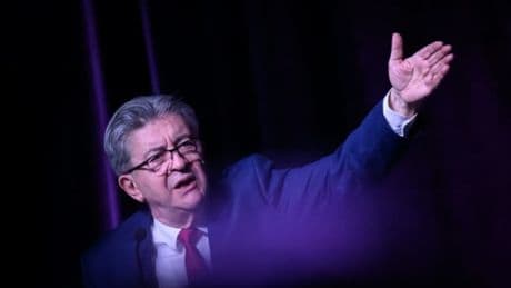 "L'islamophobie franchit un seuil": Jean-Luc Mélenchon "alerte" sur le Conseil de défense sur l'islam radical