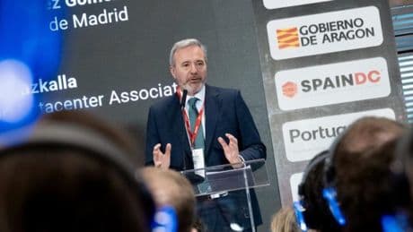 Azcón aboga por &quot;abrir la inversión en las redes de transporte de energía al capital privado&quot;