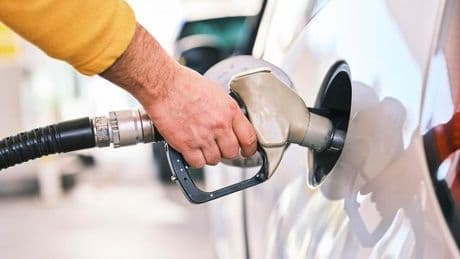 La advertencia de un mécanico para los coches de gasolina con la llegada del calor: «No lo dejes pasar»