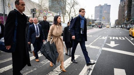 "Sex and the City"-Stil: Vor UN-Amtsantritt: Baerbock mit Insta-Video aus New York