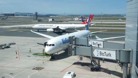 Air Europa firma la entrada de Turkish Airlines con el 26% del capital por 300 millones