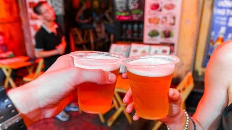 Bière et alcools : le Vietnam va augmenter ses taxes à 90% d'ici 2031
