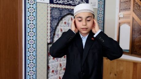Ezan okuma yarışması birincisi Emir Kayra'nın hayali Ayasofya'da görev yapmak