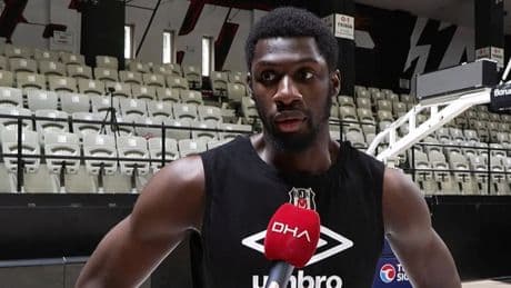 Beşiktaş yeni pivotu Kamagate: "Büyük bir kulübe geldiğimin farkına vardım"
