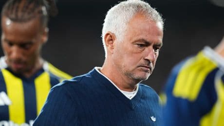 Jose Mourinho kaybetti, transfer istedi