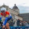 Nederlands kampioen Daan Hoole verrast met indrukwek­ken­de tijdritze­ge in Giro: ‘Vol met emoties’