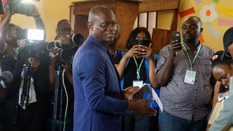 Au Gabon, le «président-candidat» Oligui largement en tête des résultats partiels de la présidentielle