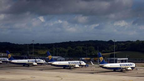 Ryanair: Fluggesellschaft reduziert Flugverbindungen nach Spanien im Winter