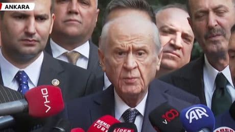 Bahçeli'den önemli açıklama: Bugünkü bayram acılı dönemlerin çok ötesindedir