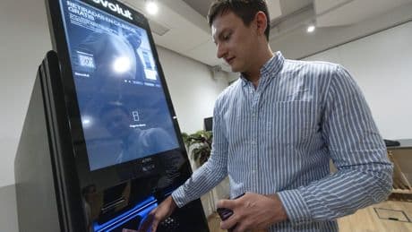 Revolut lanza en España sus primeros cajeros automáticos