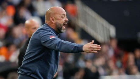 Manolo dispara: "Hay que dar un paso adelante; hay que invertir en futbolistas"