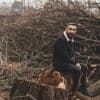 Mustafa (41) zag zijn bomen gekapt door pijnlijke fout, nu is ook al het hout plots verdwenen: “Dit is diefstal van Agentschap Wegen en Verkeer”
