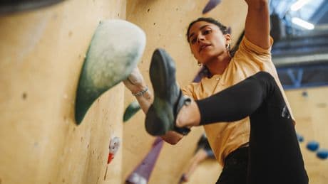 La escalada bajo techo, el nuevo gimnasio del siglo XXI