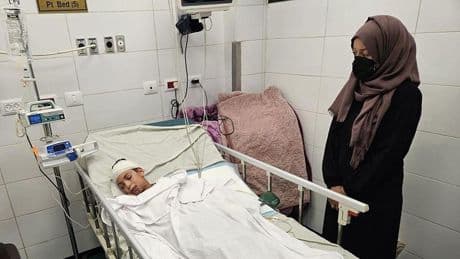 El último adiós de una pediatra de Gaza a sus nueve hijos asesinados por Israel: "Dedicó su vida a salvar niños"