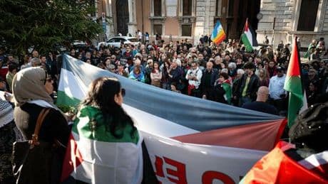 Pro-Pal in piazza, rischio scontri e polemiche. L?allerta su possibili infiltrati