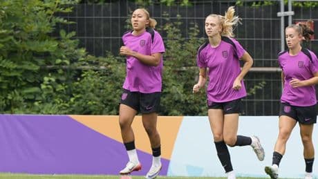 Sábado de buenas noticias para Inglaterra... ¡y malas para España!