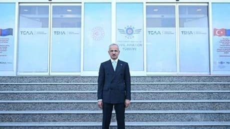 Pilot lisansı sınavlarında yeni dönem! Bakan Uraloğlu detayları açıkladı
